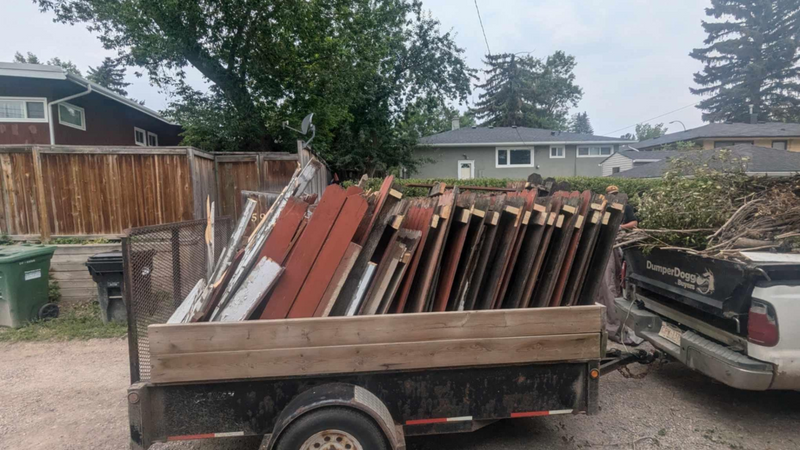 Standard Pick-Up Truck - Curbside Pick Up Yard Waste - Clean loads